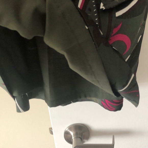 Dress - Picture 3 of 6